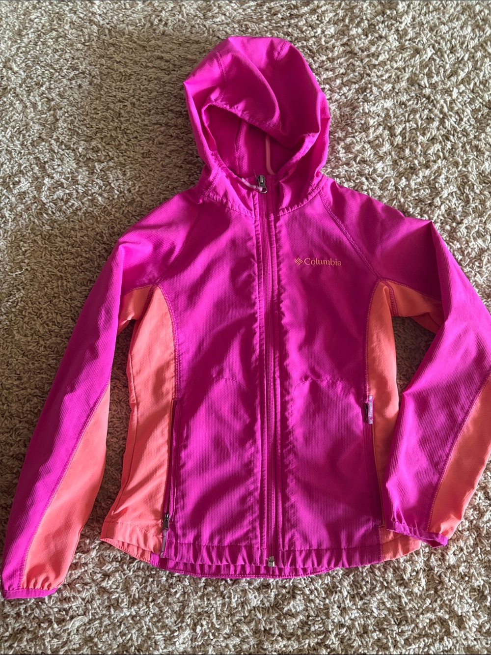 Columbia Girls' Hooded windbreaker in Bright Pink with Coral Panels size small